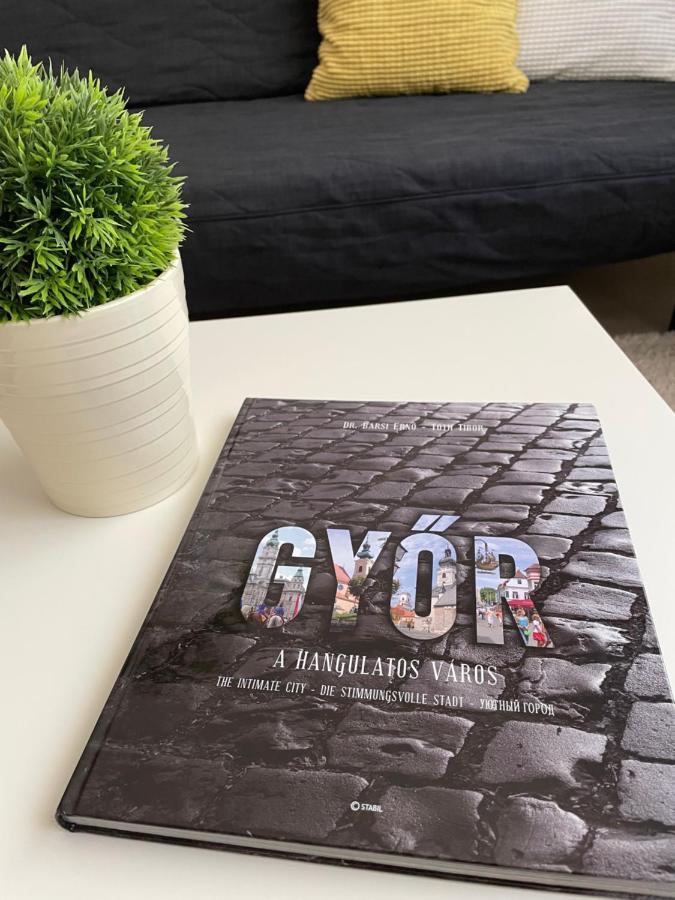 Magnolia Apartman Győr Esterno foto