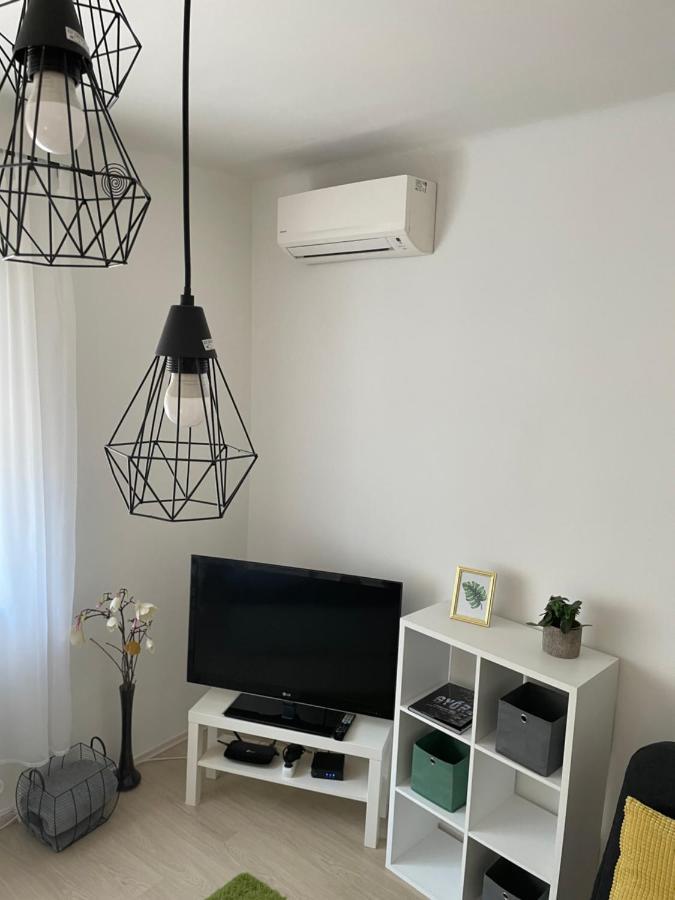 Magnolia Apartman Győr Esterno foto
